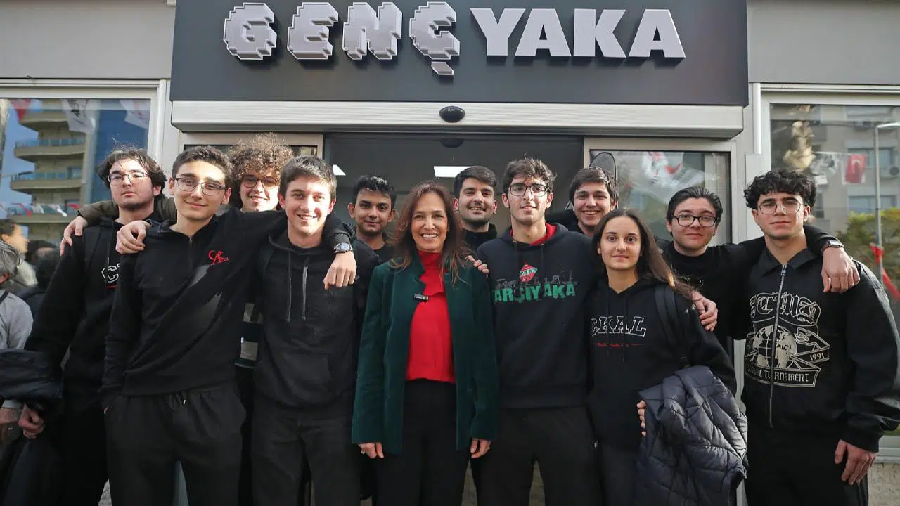Genç Yaka, gençlerin yeni gözdesi oldu