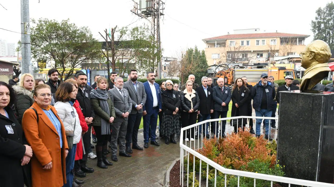 Kalemiyle Karanlığı Aydınlatan Uğur Mumcu Çiğli’de Anıldı