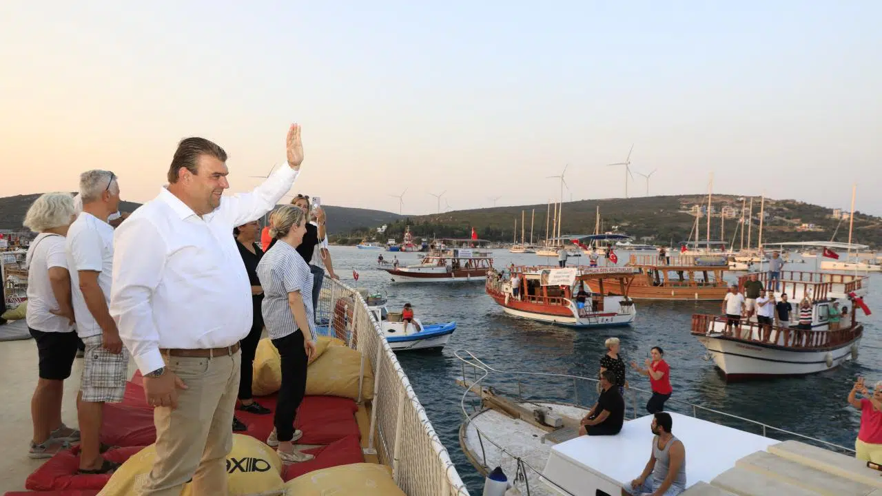 Yetişkin'den Marina projesine itiraz: "Sığacık'ın ölüm fermanıdır"