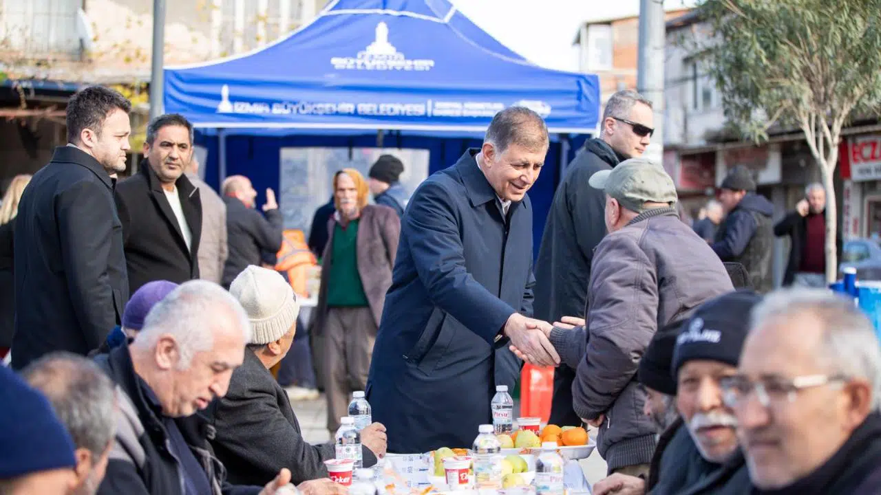 Yılın son gününde Başkan Tugay’la dayanışma sofrasında buluştular