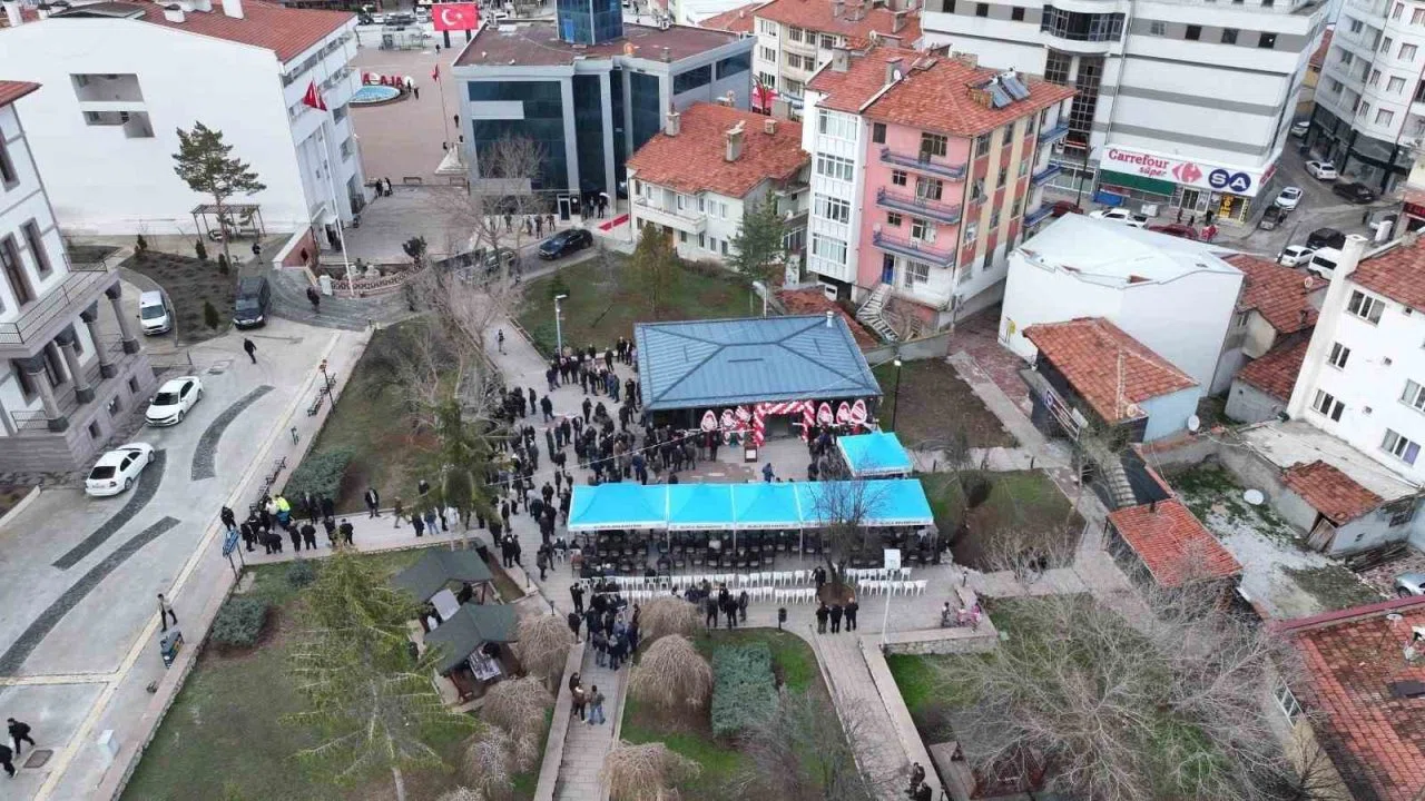 Alaca’da Şehit Halil İbrahim Aygül’ün adının yaşatılacağı tesis dualarla açıldı