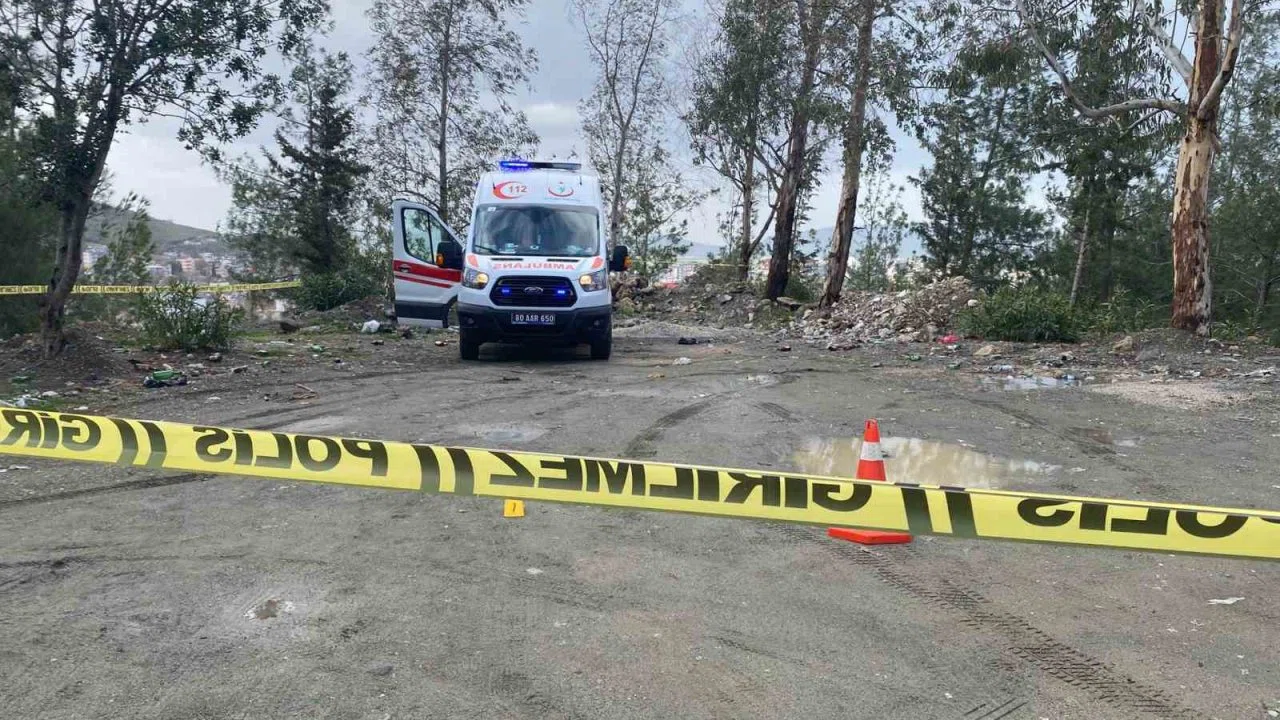 Av tüfeğiyle eski eşini öldürüp, intihar etti