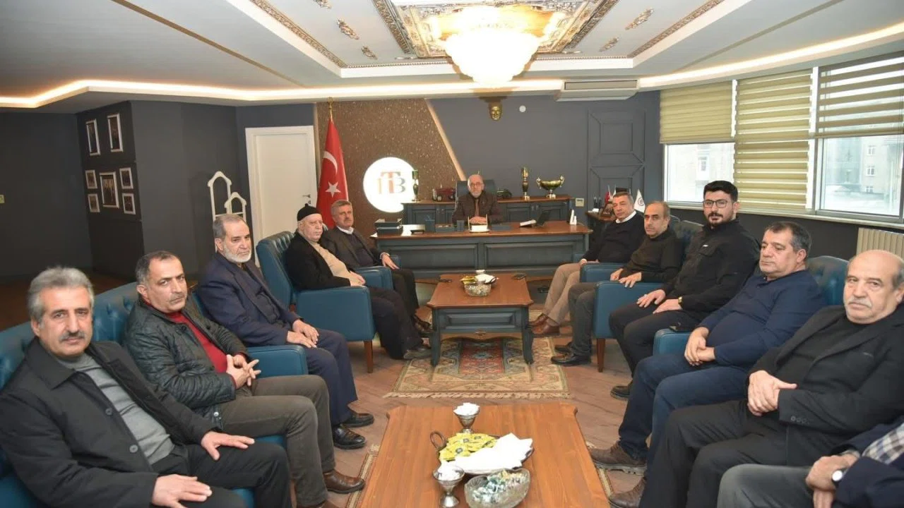 Başkan Dumandağ: "Borsalar arasında kurulacak iş birliklerinin, ülke ekonomisine uzun vadeli katkılar sağlayacağına inanıyoruz"