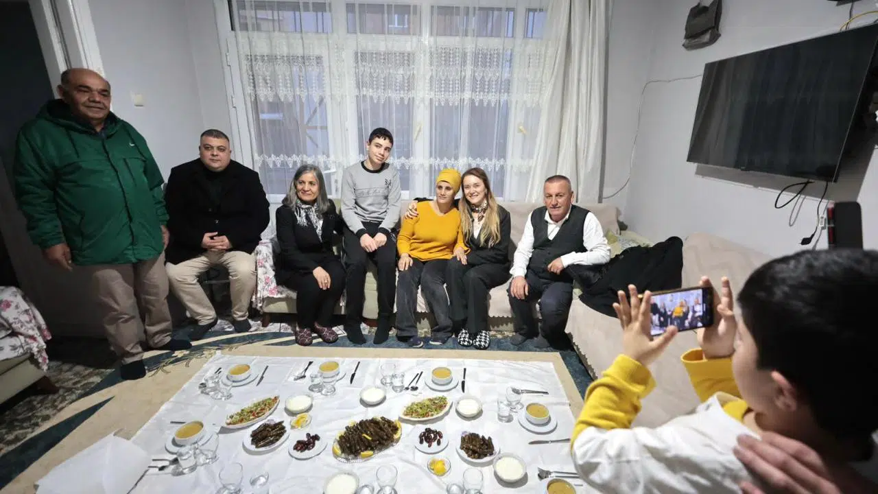 Başkan Mutlu iftar sofrasına konuk oldu