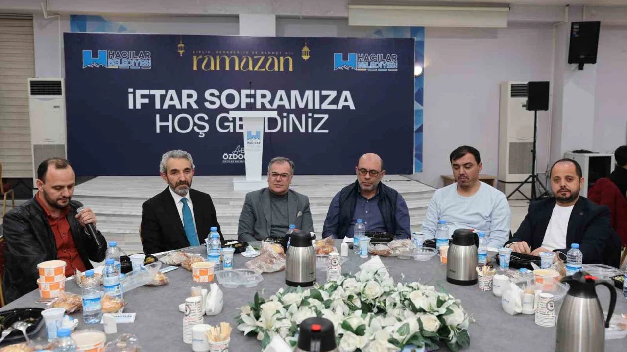 Başkan Özdoğan: "Hizmet ve eser siyasetini birlikte yapıyoruz"