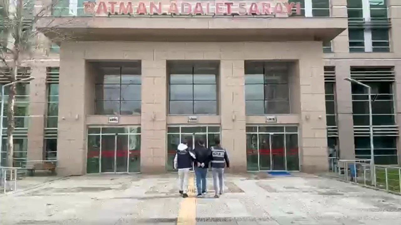 Batman’da 12 dosyadan aranan şahıs yakalandı