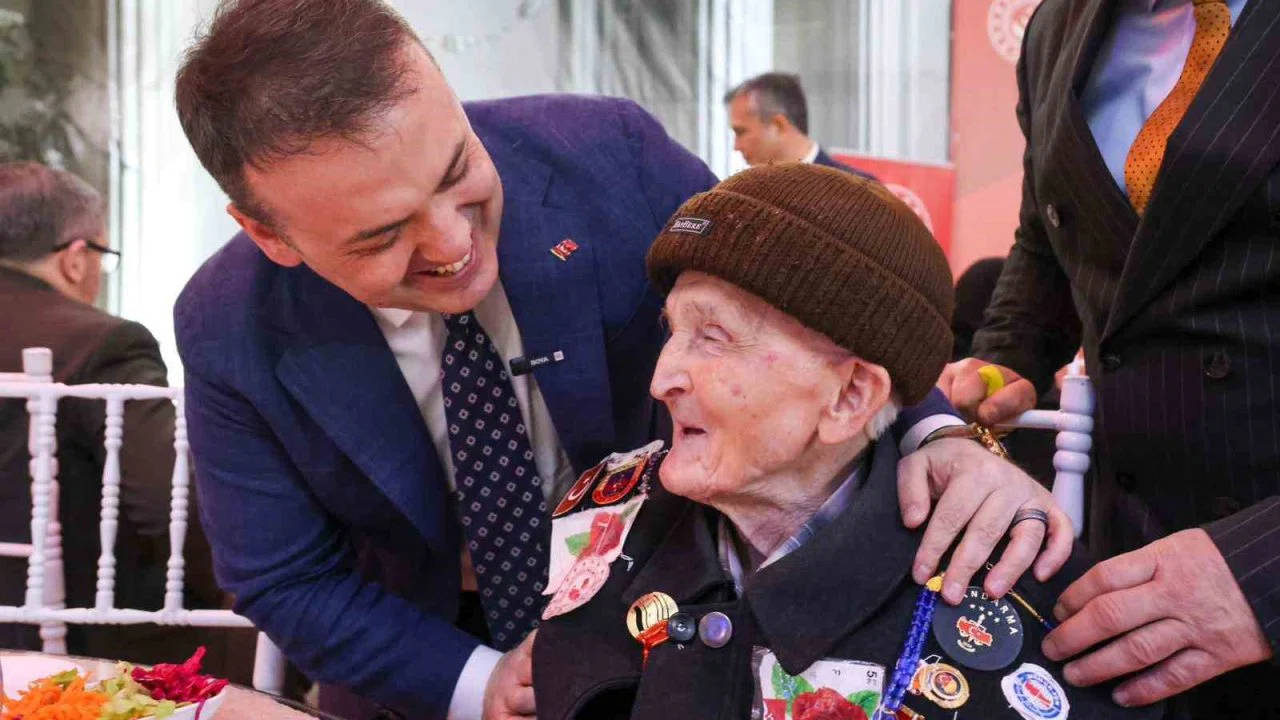 Bilecik’te şehit yakınlar ve gaziler, ’Büyük Aile Sofrası’nda buluştu