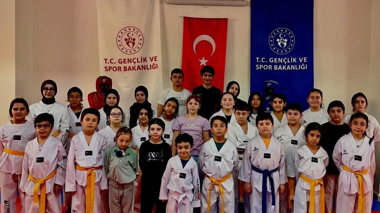 Bilecik’te tekvando sporcuları disiplinli ve planlı çalışmalarla hazırlanıyor