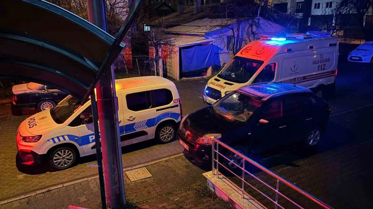 Bolu’da kendini odaya kilitleyen şizofreni hastası kadını polis ikna etti: Tedaviyi kabul etti