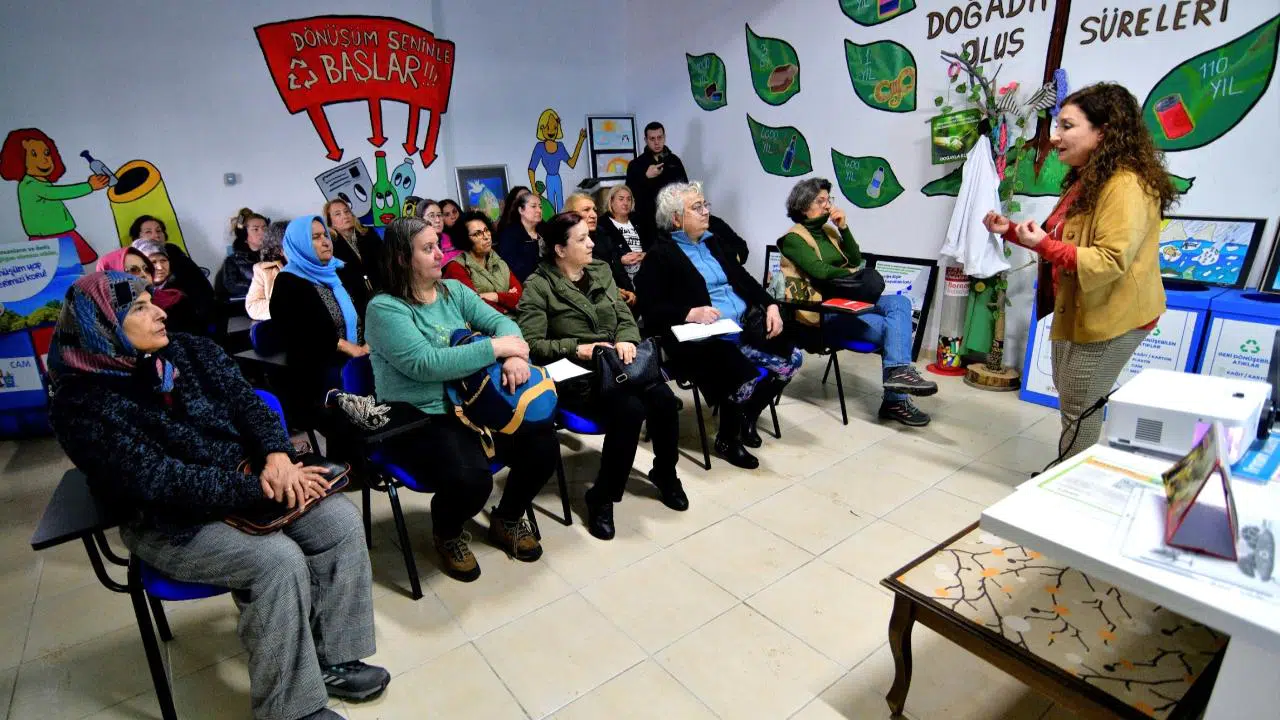Bornova’da kompostla dönüşen kent tarımı