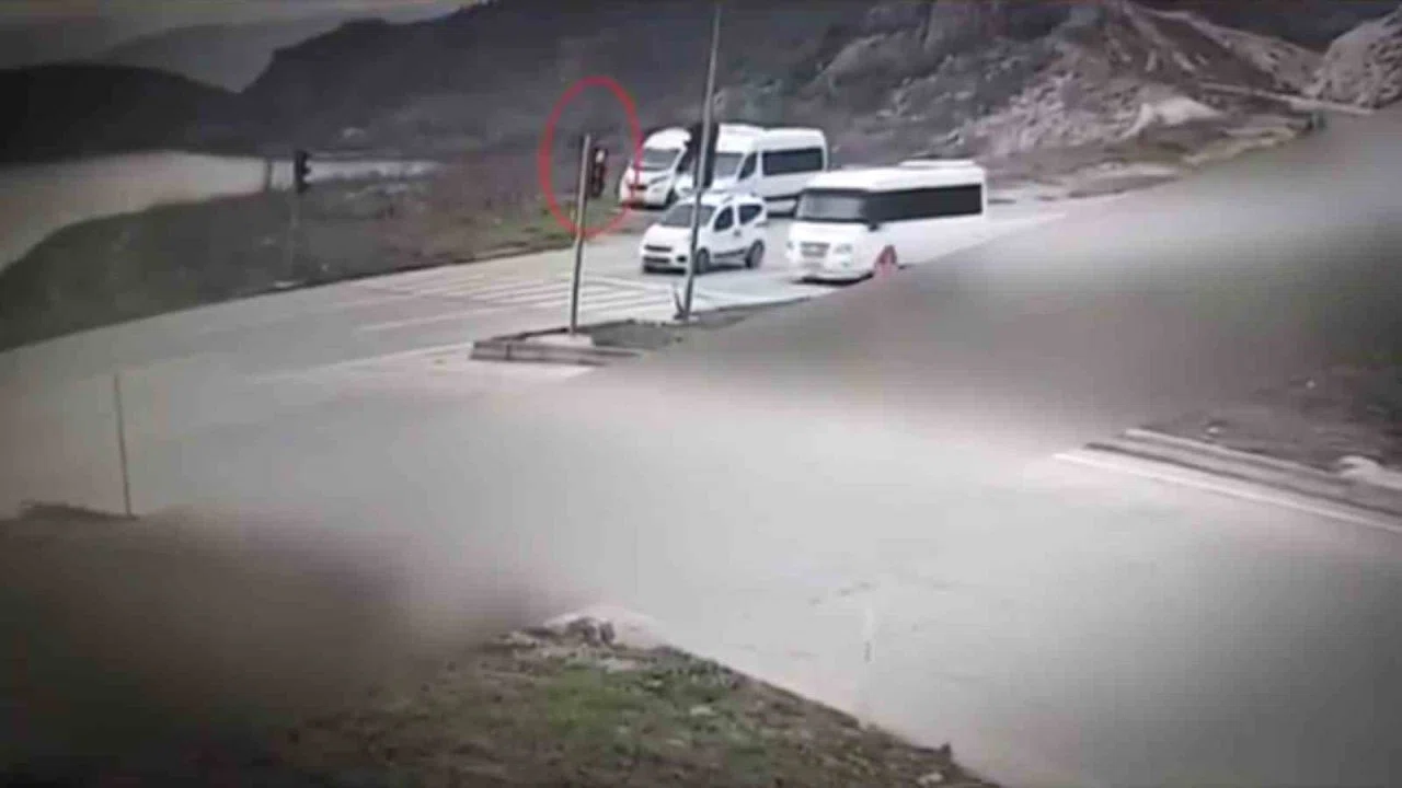 Bursa’da kırmızı ışık ihlallerine geçit yok, kameralar anbean izliyor