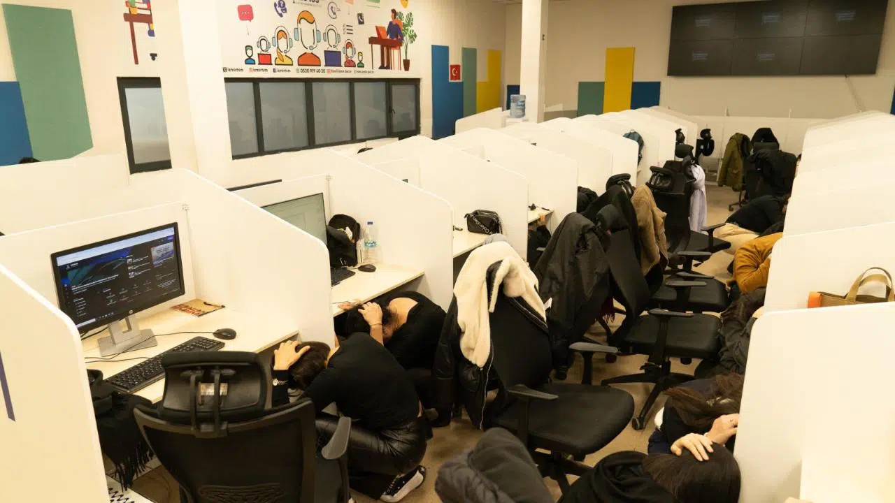 Büyükşehir’den çalışanlara kapsamlı afet tatbikatı