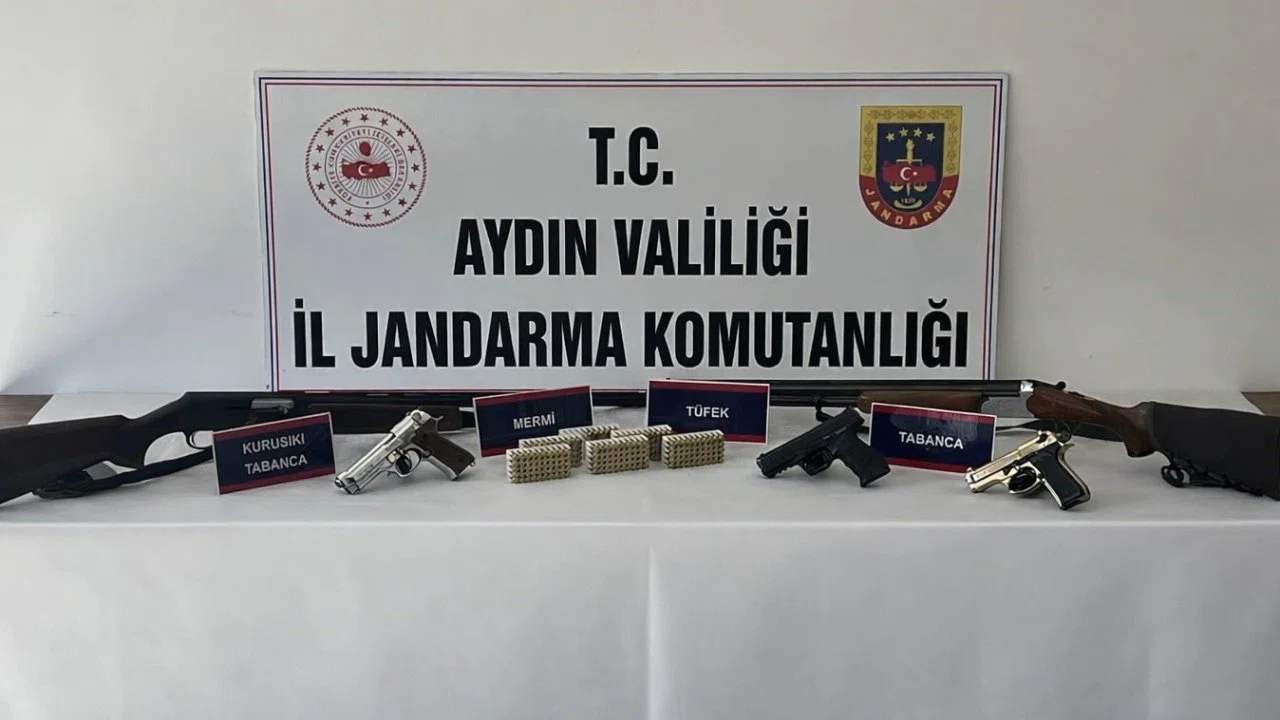 Didim’de ruhsatsız silah operasyonu
