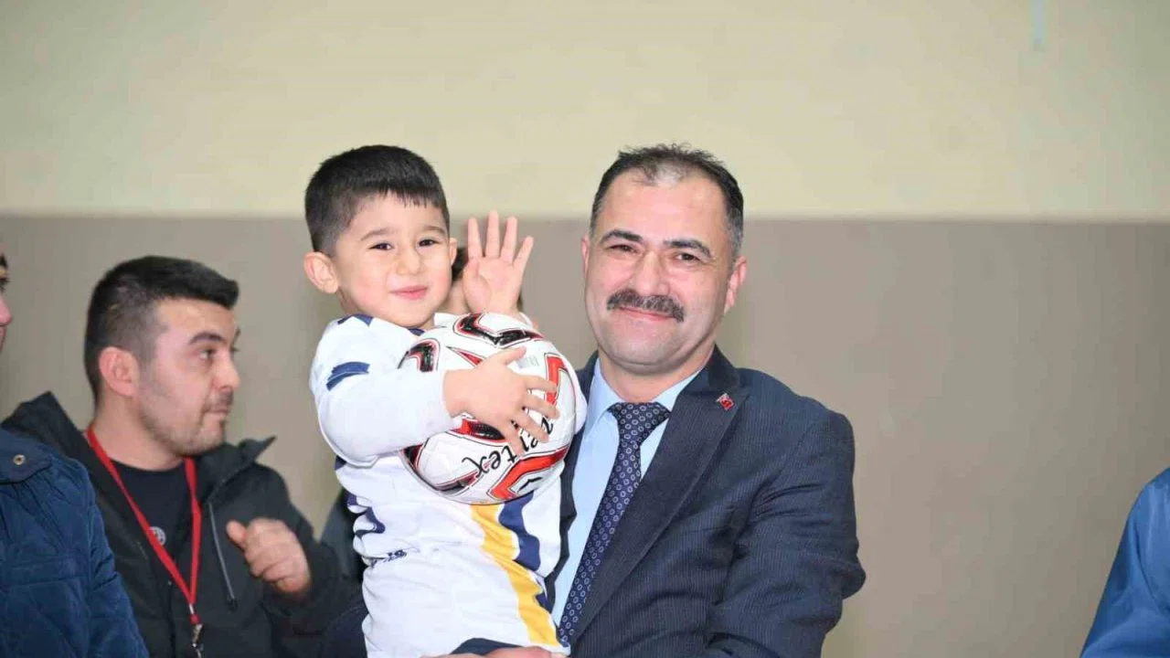 DMD hastası Rahmi Kerem için düzenlenen futsal turnuvası başladı