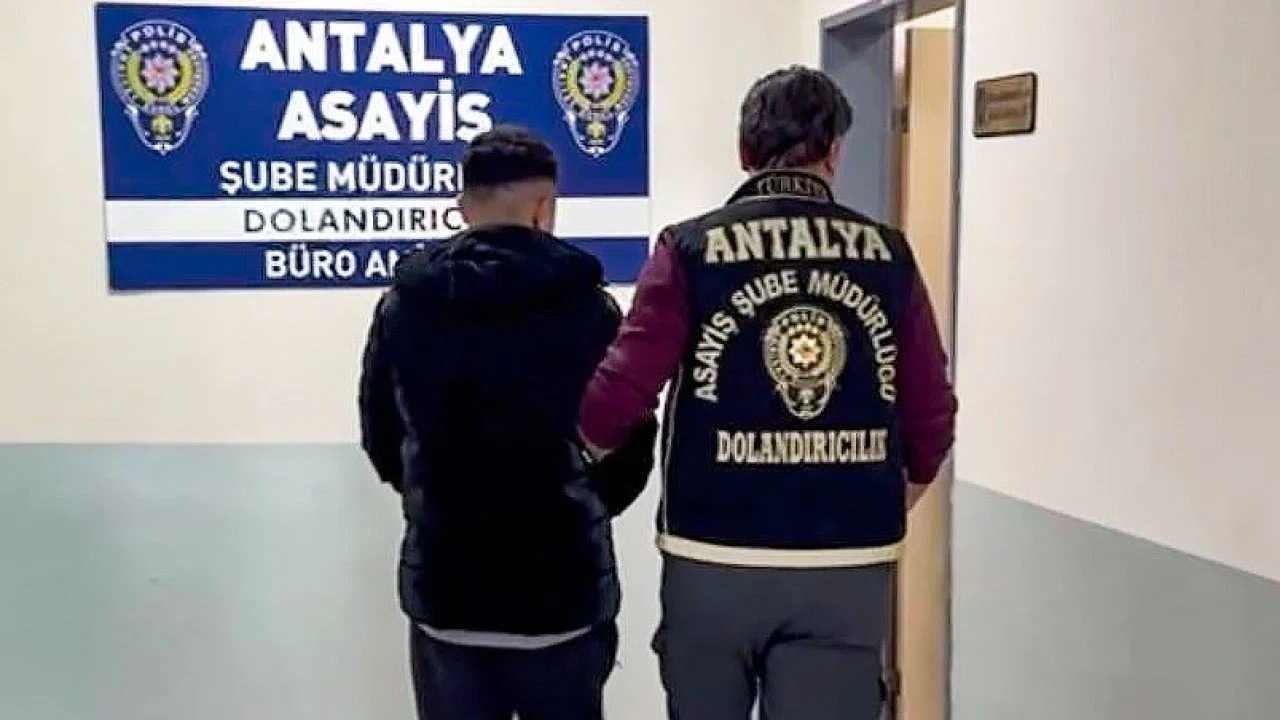 Dolandırıcılık yöntemi pes dedirtti: Kredi notunu yükseltip ’yüksek limitli’ kredi yalanıyla milyonluk vurgun