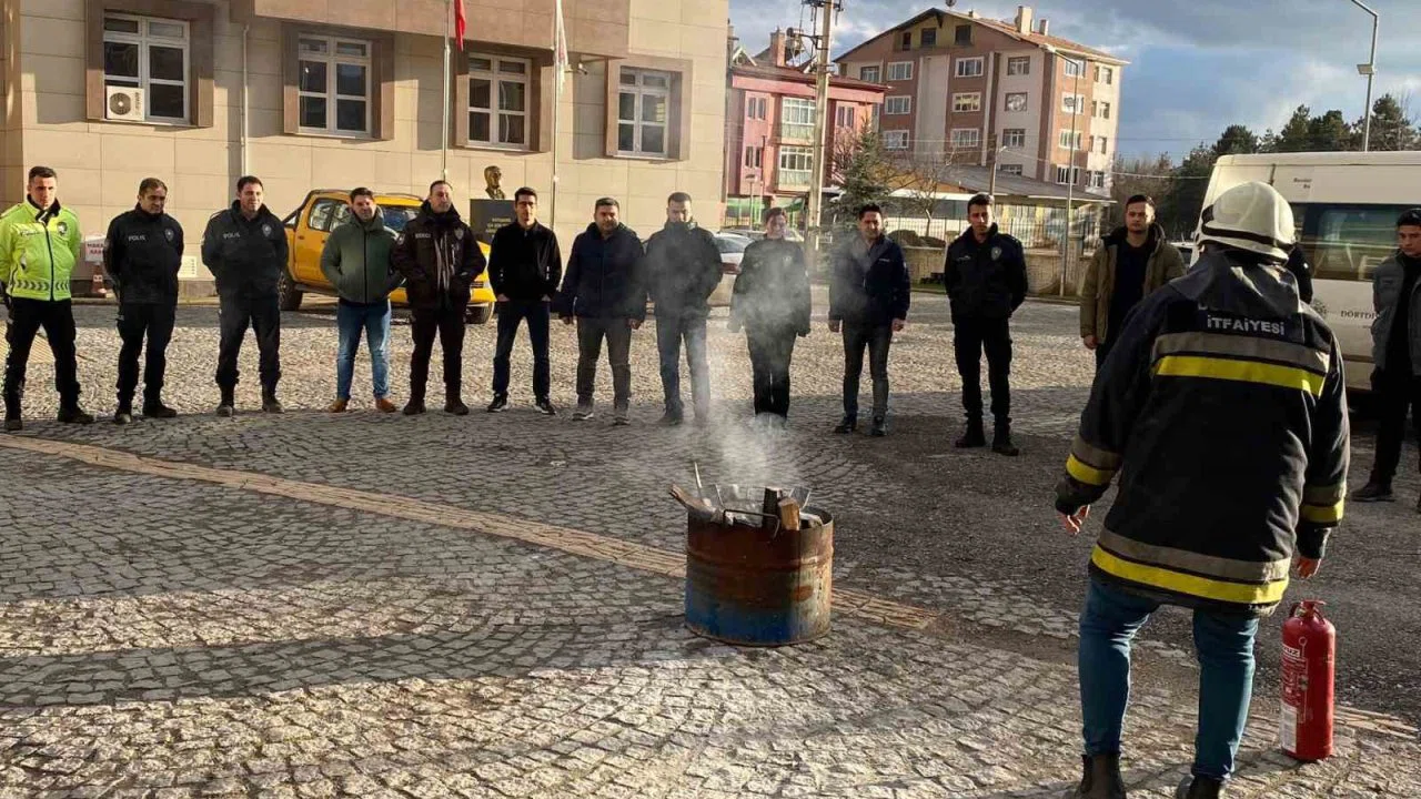 Dörtdivan ilçesinde polis ekiplerine yangın eğitimi verildi
