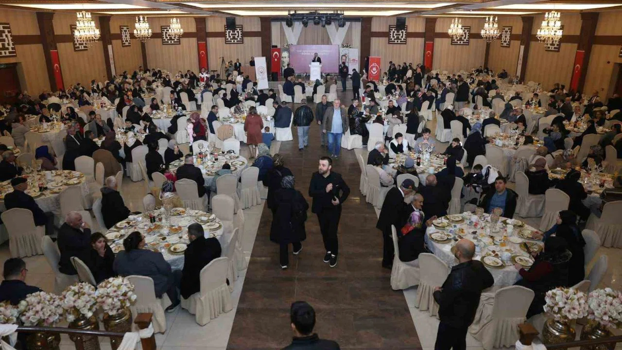 Düzce’de gaziler ve şehit yakınları iftar sofrasında buluştu