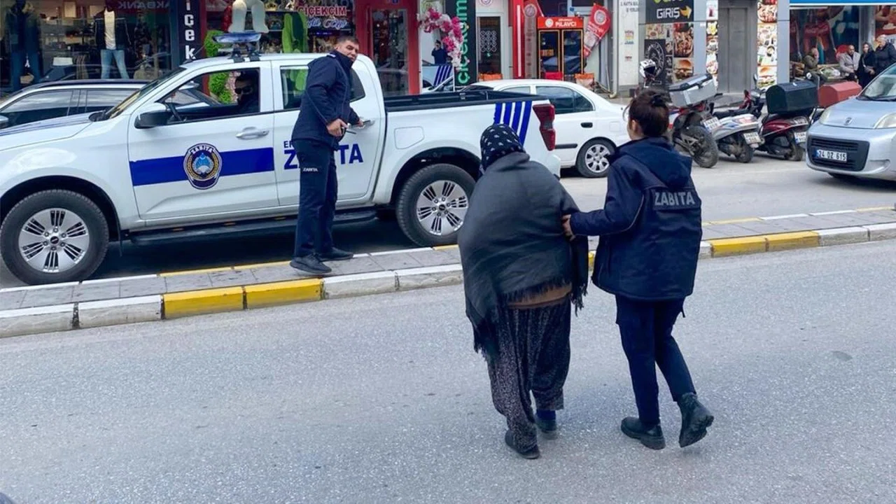Erzincan’da dilencilere yönelik denetimlerde 23 kişiye işlem yapıldı