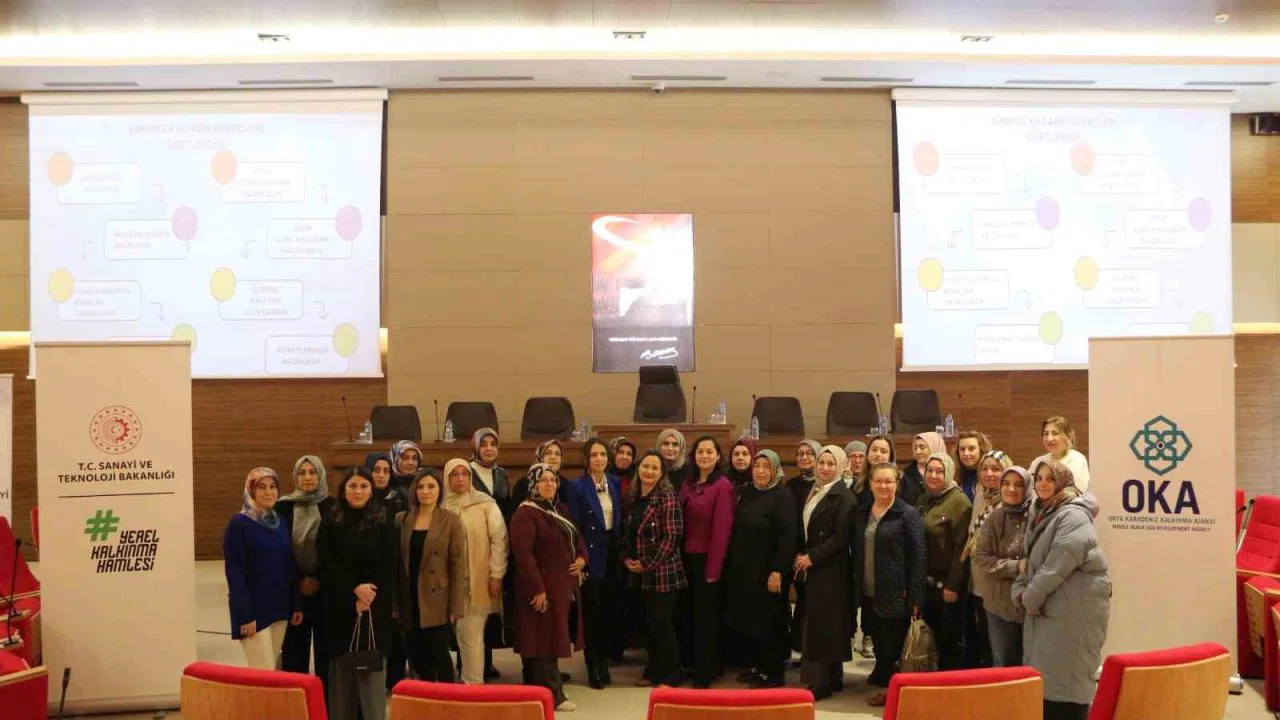 ’Ev Eksenli Çalışma ve Dijital Girişimcilik Eğitimleri’ tamamlandı