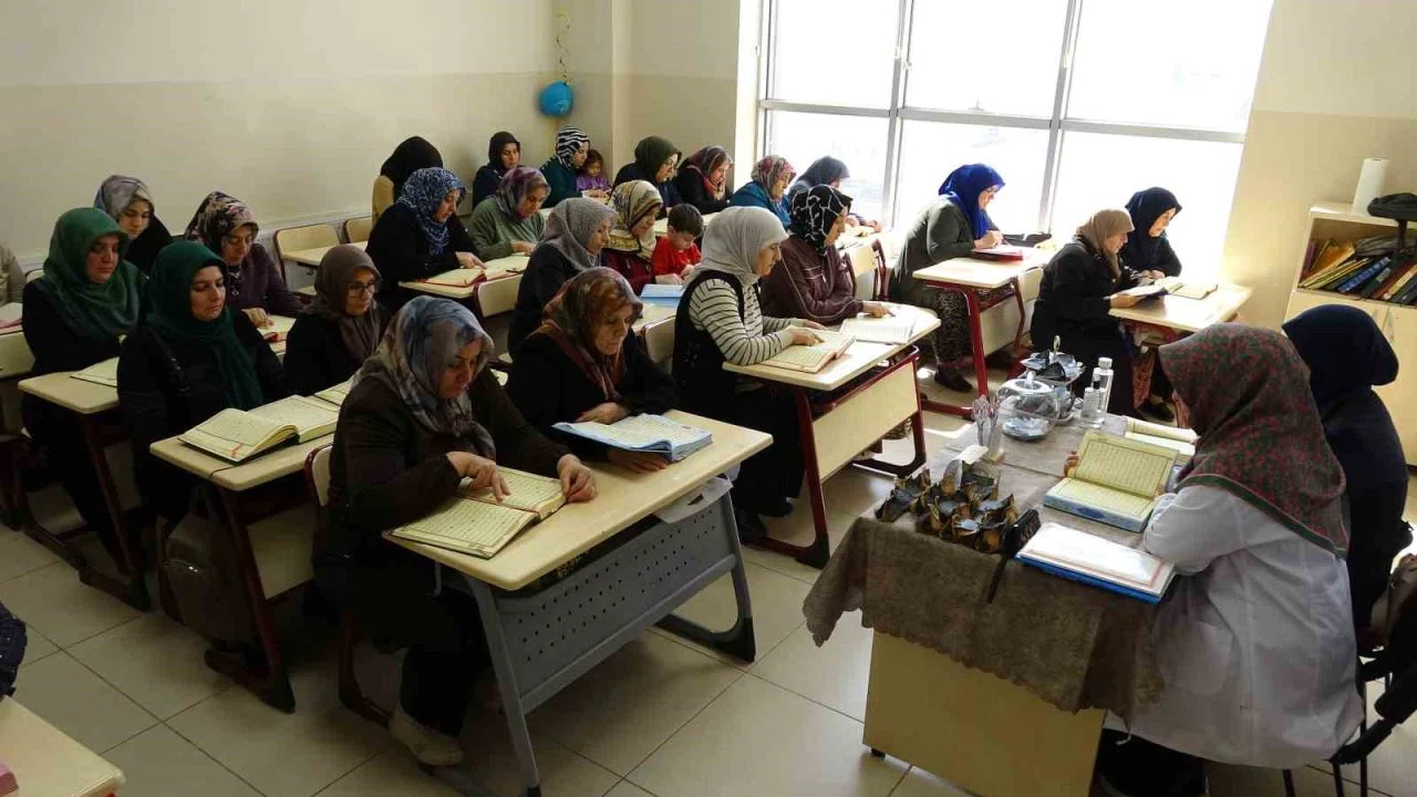Gaziantep’te kadınlardan mukabele geleneğine yoğun ilgi