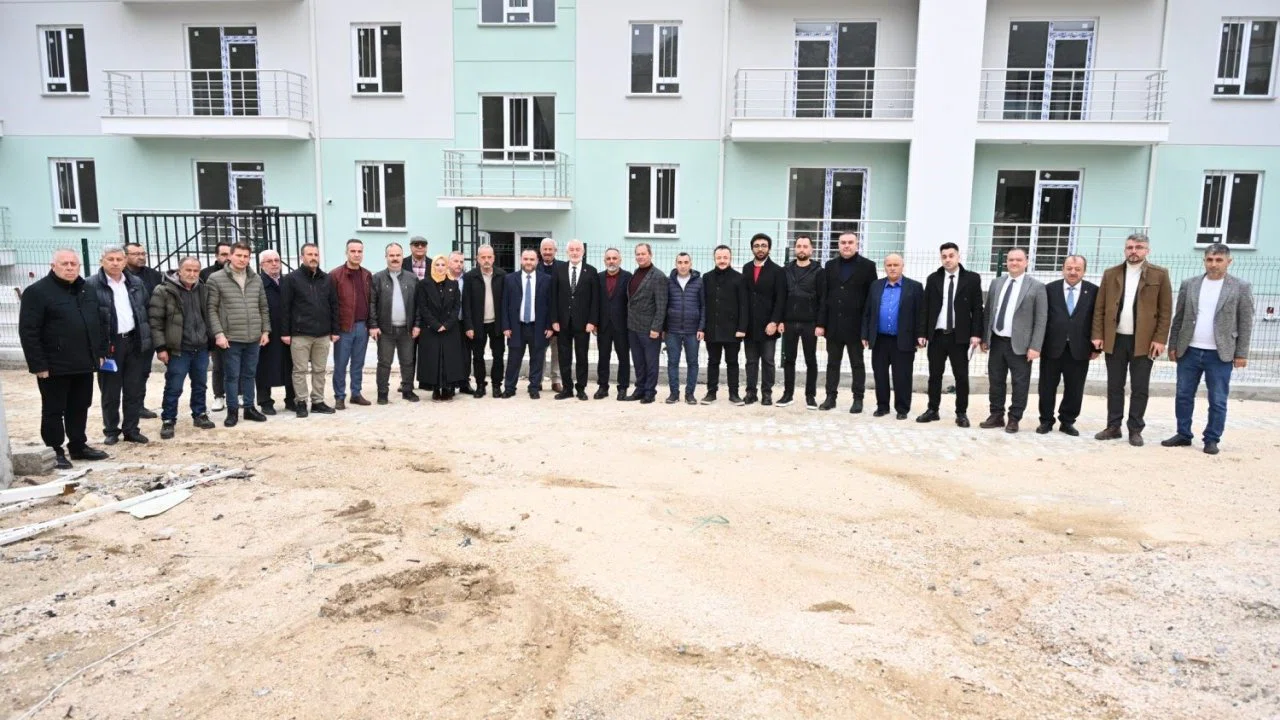 Isparta Belediyesi’nden Sütçüler’de yeni öğrenci yurduna yardım eli