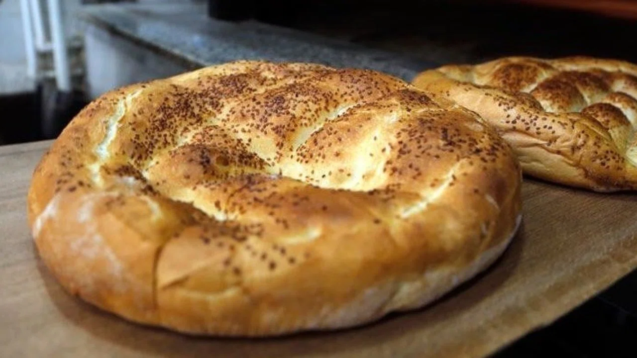 İzmir’de 300 gramlık Ramazan pidesi 30 TL’den satılacak