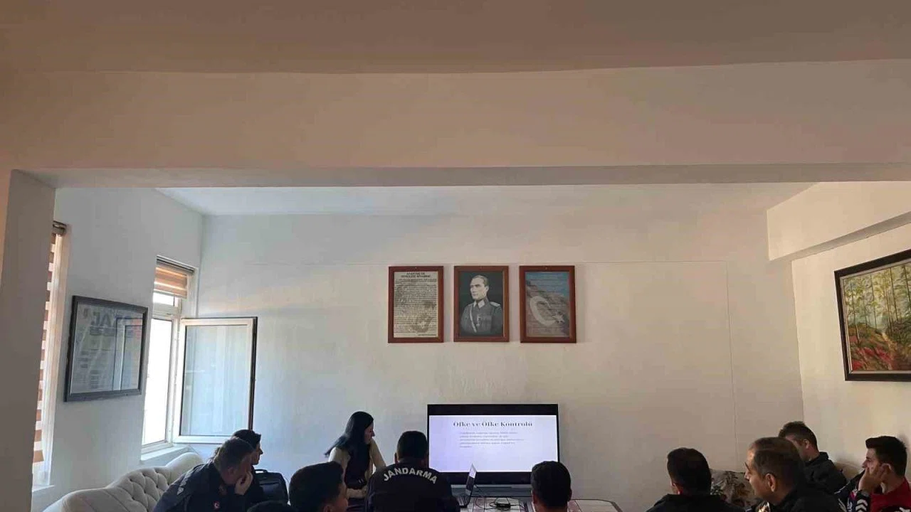 Jandarma personeline iletişim, stres ve öfke yönetimi eğitimi