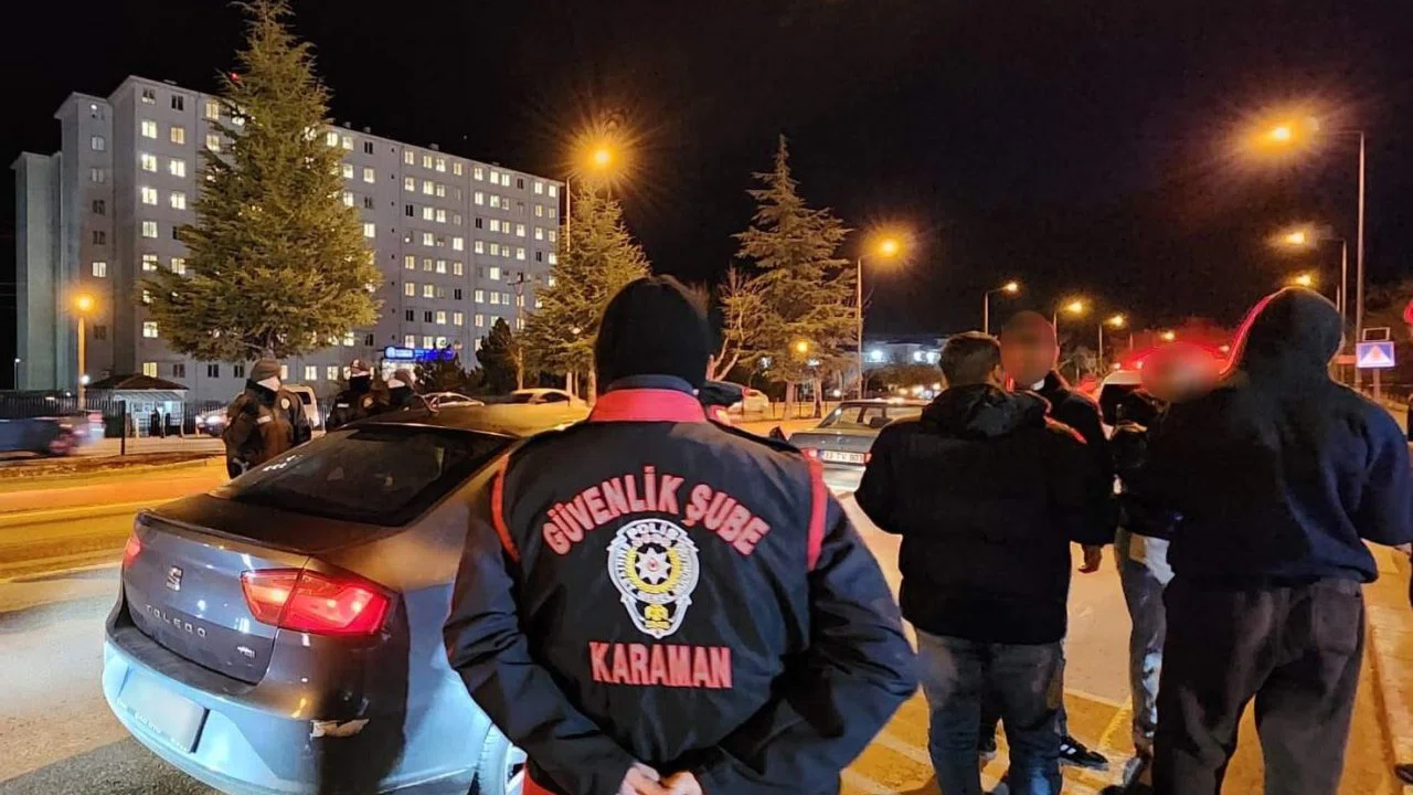 Karaman’da silah ve uyuşturucu ele geçirildi: 5 tutuklama