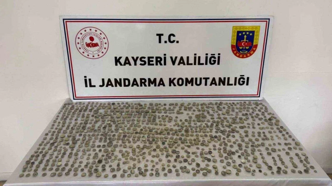 Kayseri’de Helenistik döneme ait bin 291 adet sikke ele geçirildi: 1 gözaltı