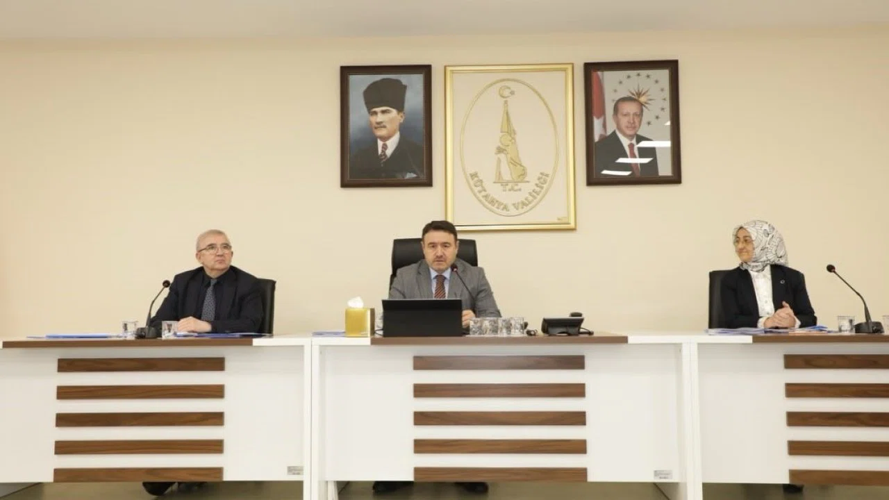 Kütahya’da kadına yönelik şiddet ve çocuk koruma çalışmaları masaya yatırıldı