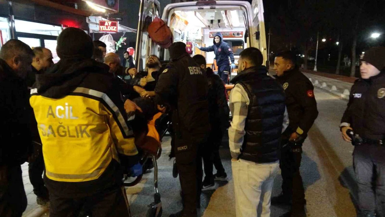 Malatya’da husumetlilerin kavgası kanlı bitti: 1 yaralı