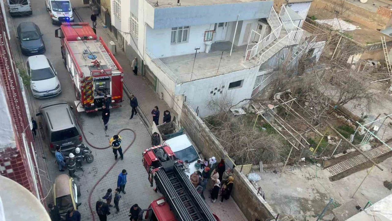 Mardin’de apartman dairesinde çıkan yangın söndürüldü