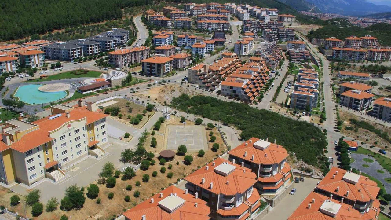 İzmir'de konut satışları %3,3 azaldı