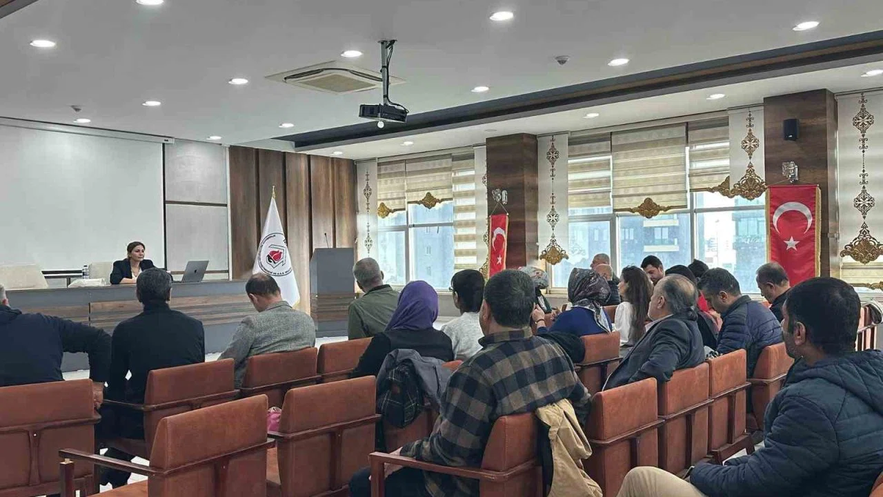 Öğretmen Akademilerinde sanat ele alındı