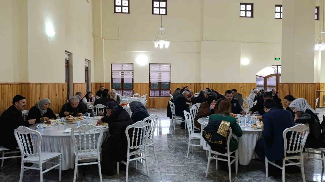 Pazaryeri’nde şehit aileleri ve gaziler onuruna iftar programı