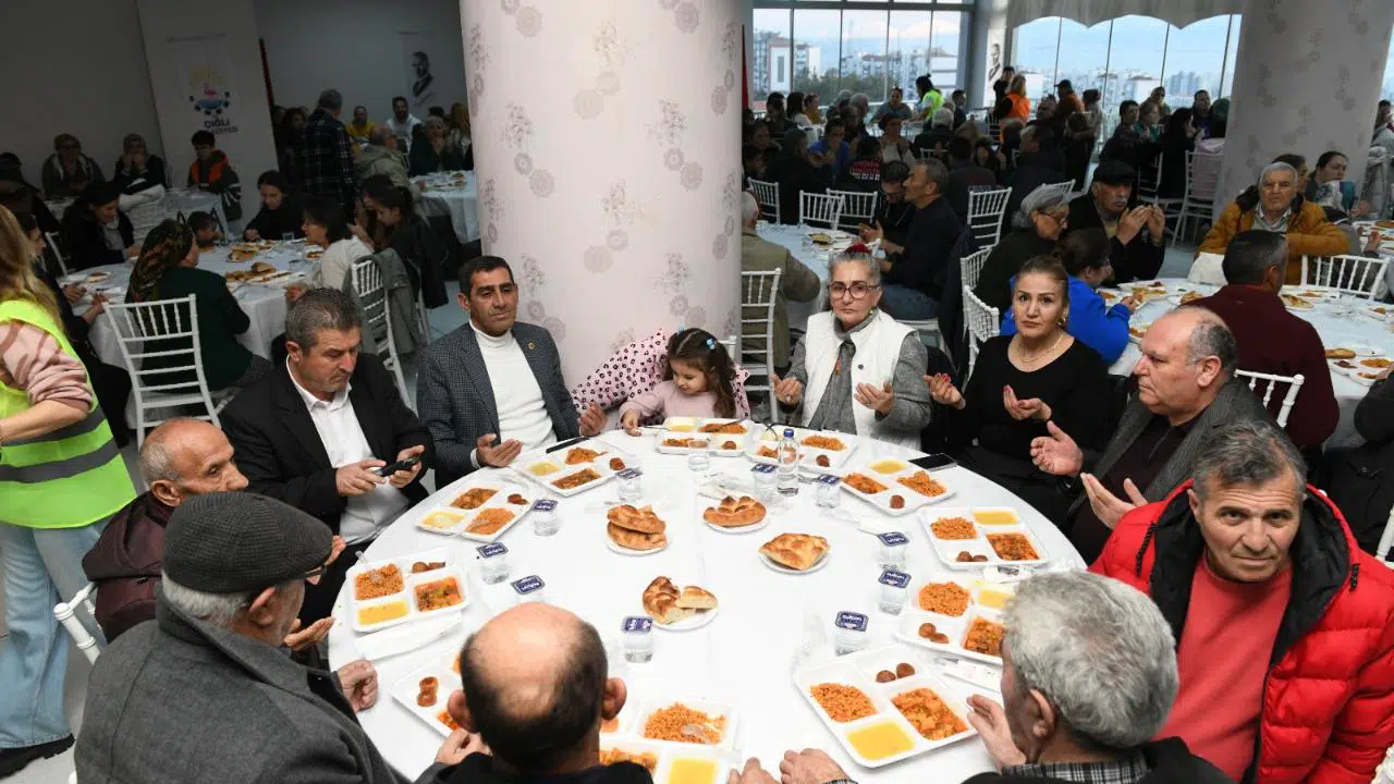 Çiğli’de Gönüller Aynı Sofrada Buluştu