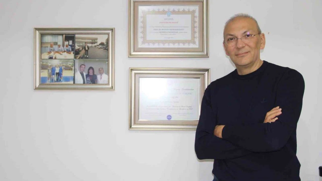 Prof. Dr. Karalezli: "Ayak bileği burkulmalarını hafife almayın"