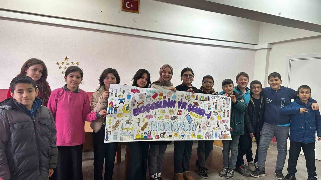 Ramazan ayı, "Maarifin Kalbinde Ramazan" temasıyla karşılanacak
