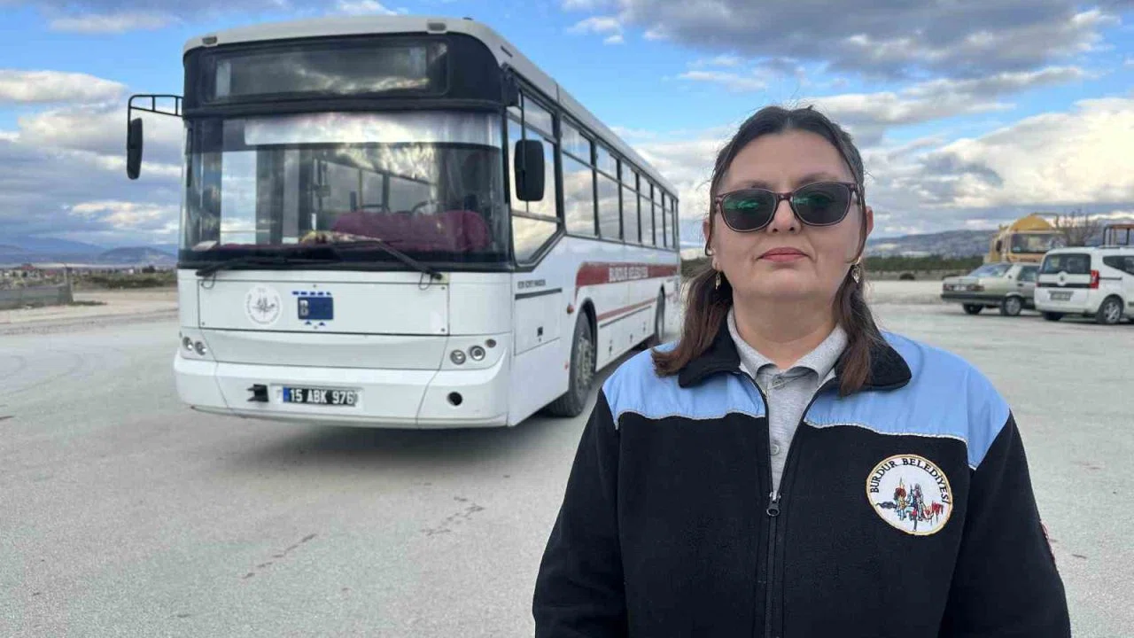 Sadece direksiyon değil, aynı zamanda aracın bakımları da ona emanet