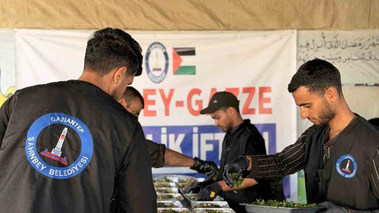 Şahinbey Belediyesi’nden Gazze’de kardeşlik iftarı