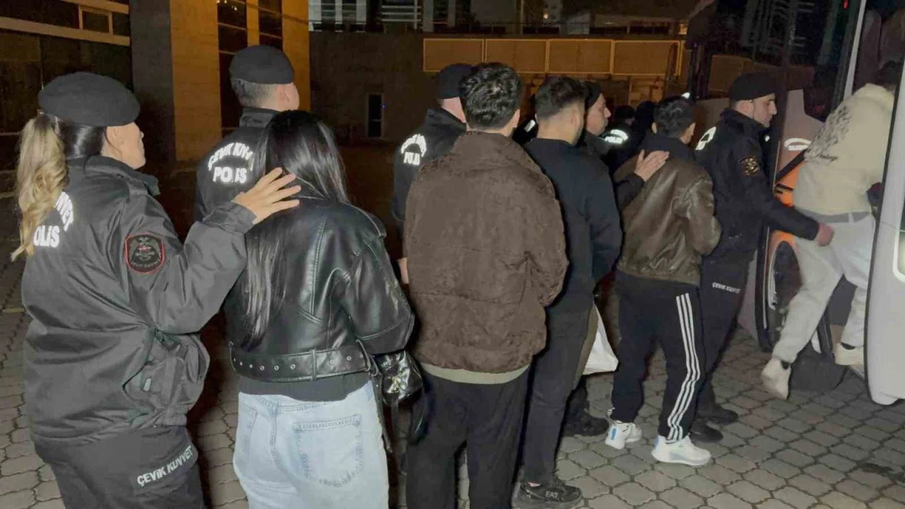 Samsun merkezli 6 ilde yasa dışı bahis operasyonu: 14 tutuklama