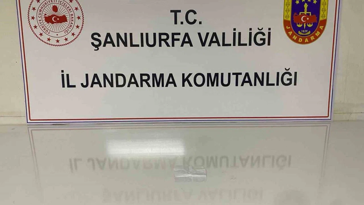 Şanlıurfa’da silah ve uyuşturucu ele geçirildi: 8 şüpheliye işlem yapıldı