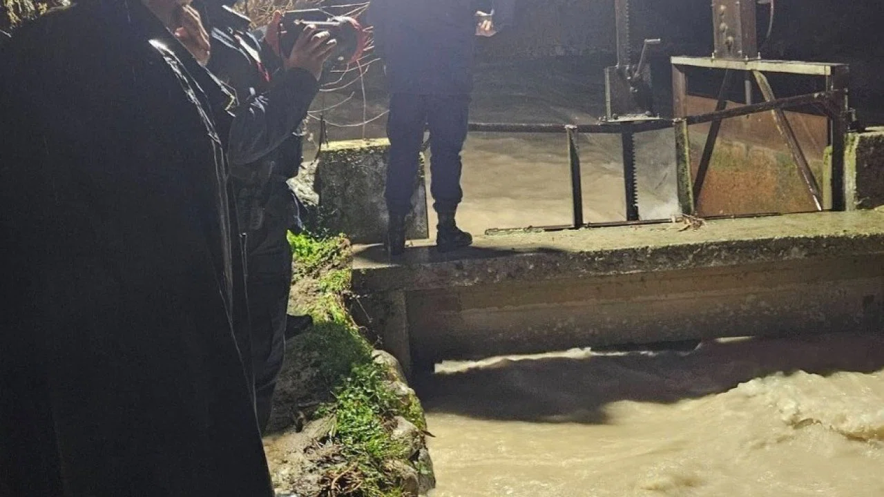 Sele kapılan şahıs ölü bulundu