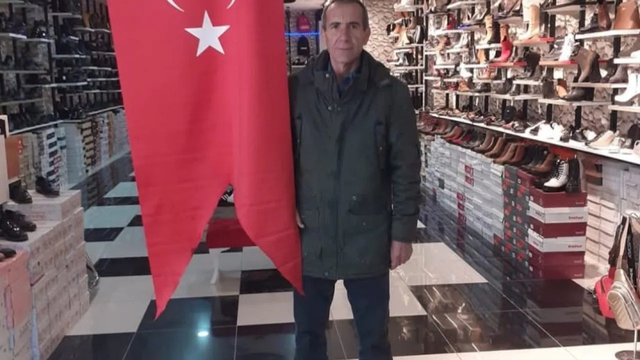 Şizofreni hastası olduğu iddia edilen şahıs, babasını bıçaklayarak öldürdü