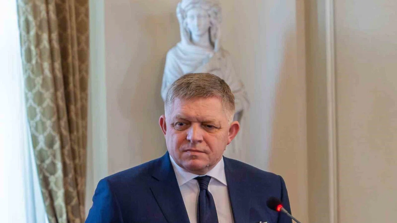 Slovakya Başbakanı Fico’dan Ukrayna’ya elektrik tedarikini kesme tehdidi