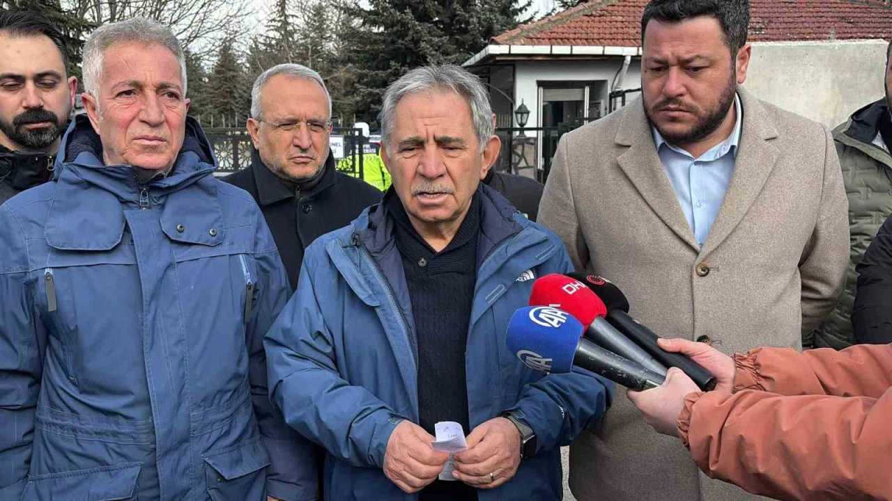Tanju Özcan’ın avukatından irtikap soruşturmasına ilişkin açıklama