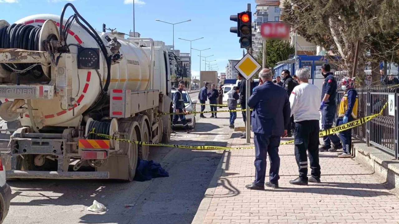 Tanker altında kalan yaya, hayatını kaybetti