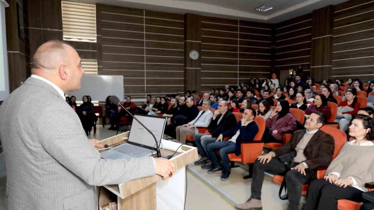 TOGÜ’den yükseköğretimde dönüşüm konferansı