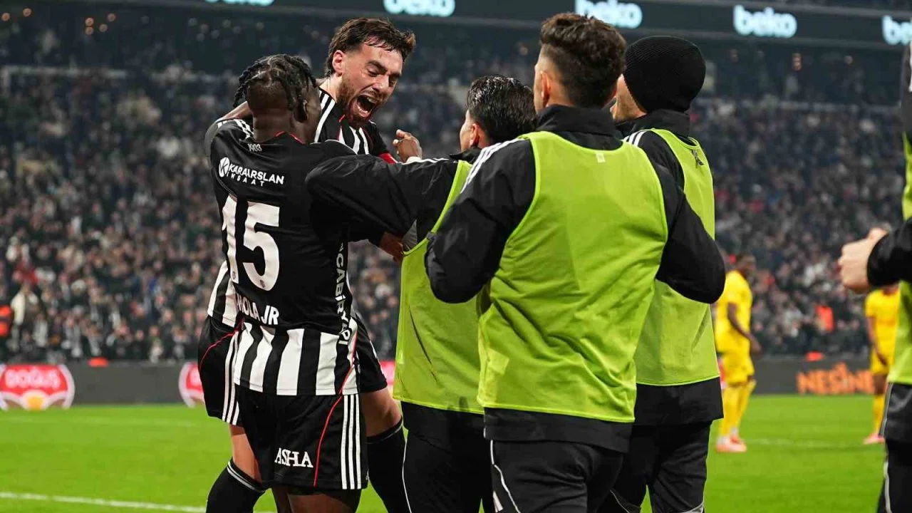 Trendyol Süper Lig: Beşiktaş: 4 - Göztepe: 0 (Maç sonucu)