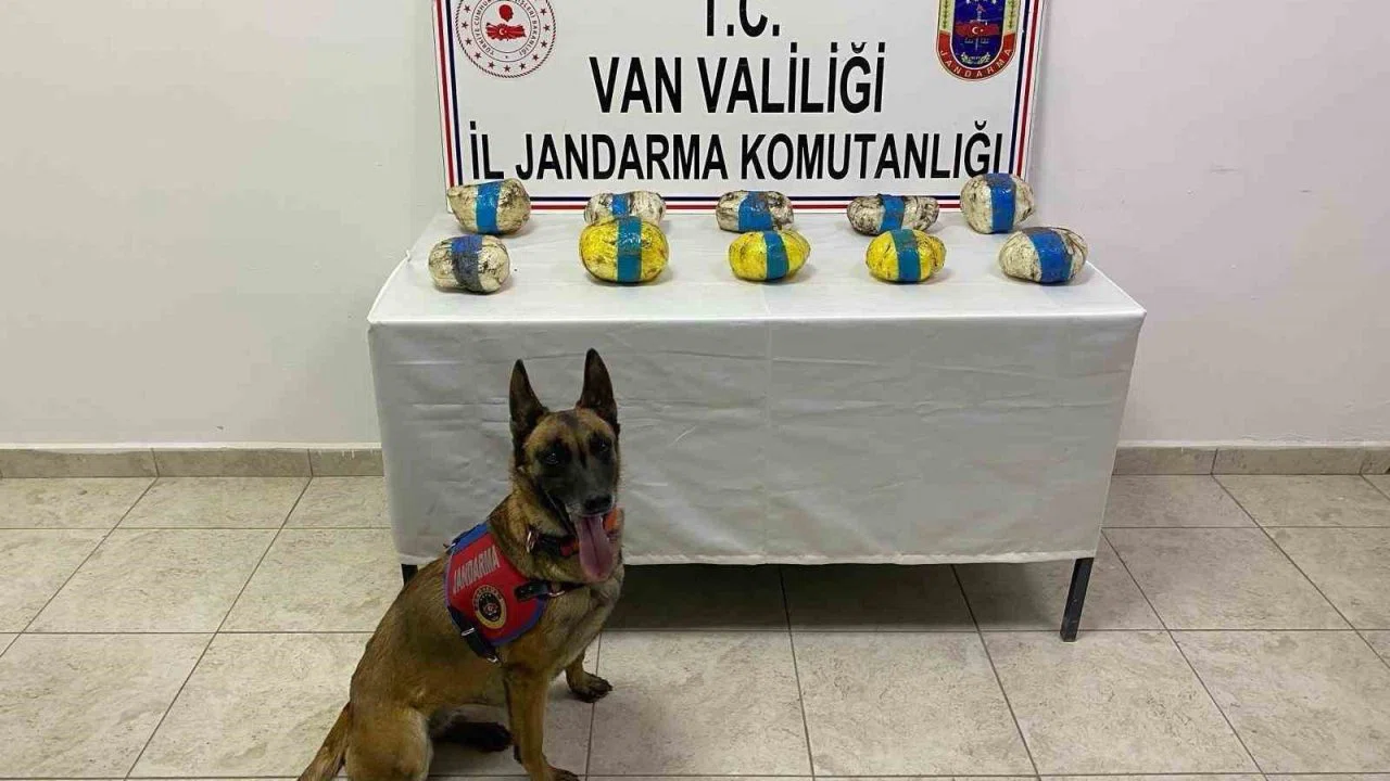 Tuşba’da 11 kilo metamfetamin ele geçirildi